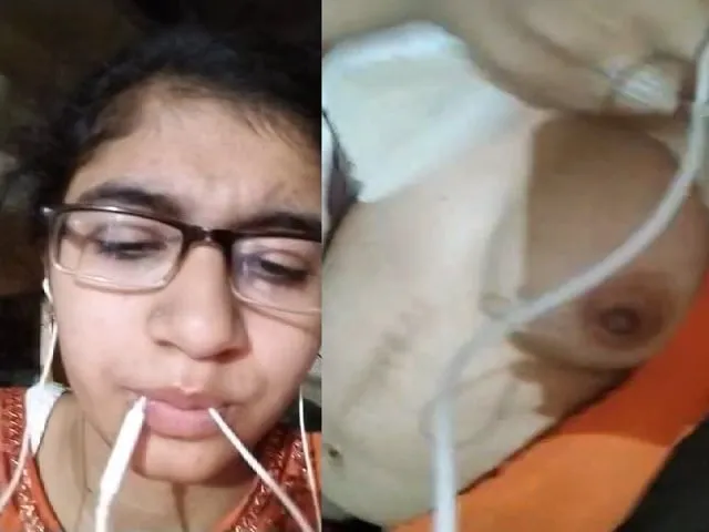 চশমিশ স্যুট গার্ল দেশি আঙ্গুলের ভাইরাল ভিডিও